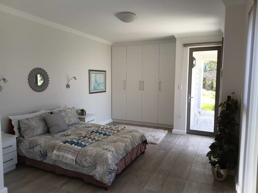To Let 1 Bedroom Property for Rent in Kraaibosch Western Cape